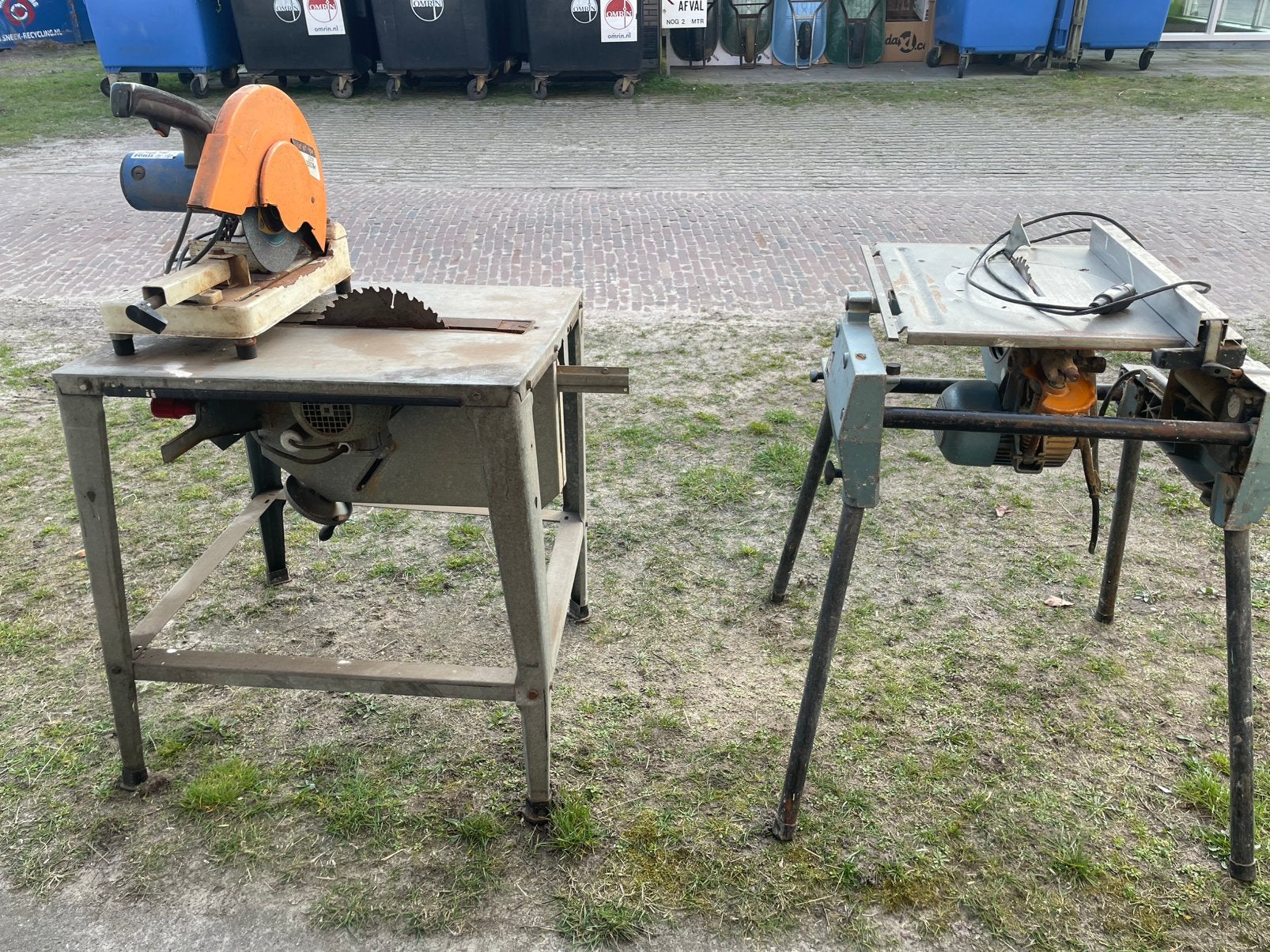 Te Koop: 2x Cirkelzaag - 1x Metaalzaag, Ophalen, Gebruikt, Cirkelzaag