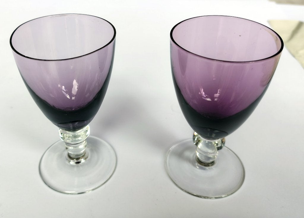 Carnaval glas Maastricht – 2 portglazen K17  amethist, Antiek en Kunst, Antiek | Glas en Kristal, Ophalen of Verzenden