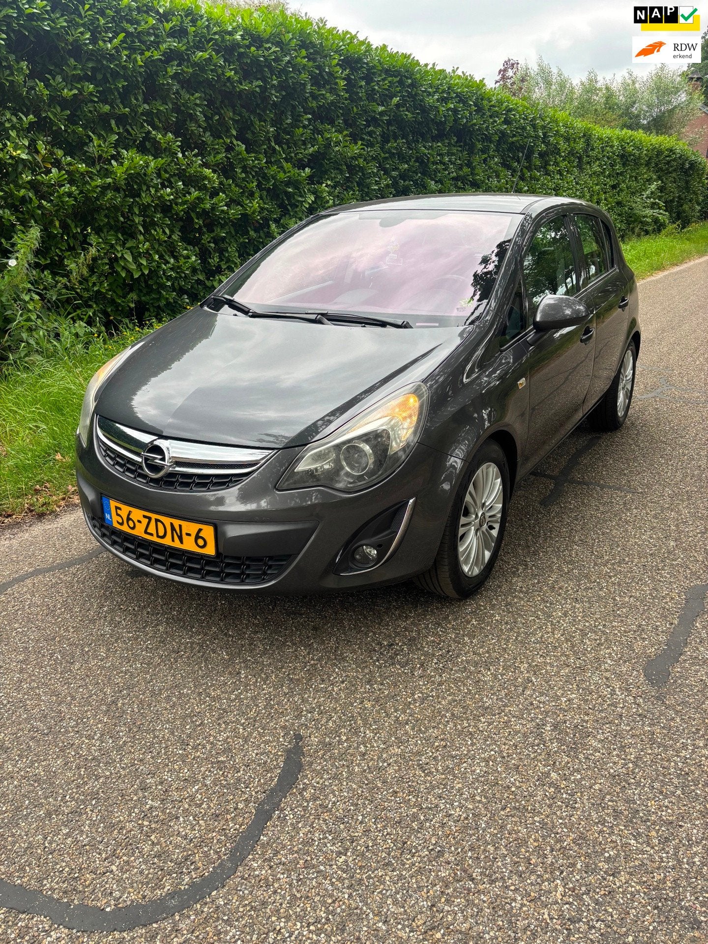 Opel Corsa 1.4-16V Cosmo, Voorwielaandrijving, Euro 5, Gebruikt, 1398 cc