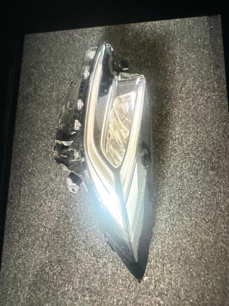 Toyota Aygo X 2025 Full LED Koplamp Links Rechts Schadevrij, Auto-onderdelen, Ophalen of Verzenden, Gebruikt, Toyota