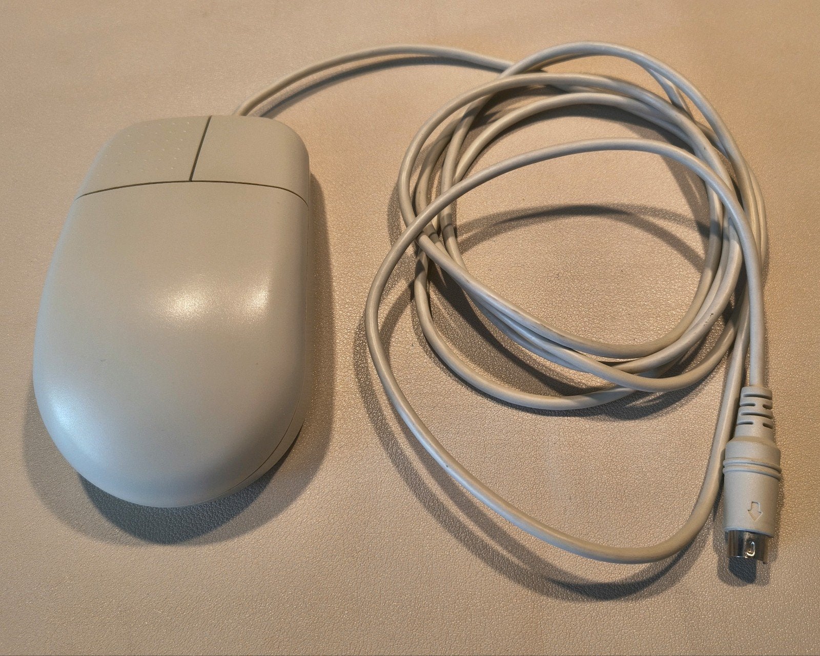 Vintage PS/2 Muis - Beige Bedrade Muis, Computers en Software, Muis, Gebruikt, Ophalen of Verzenden, Mitsumi