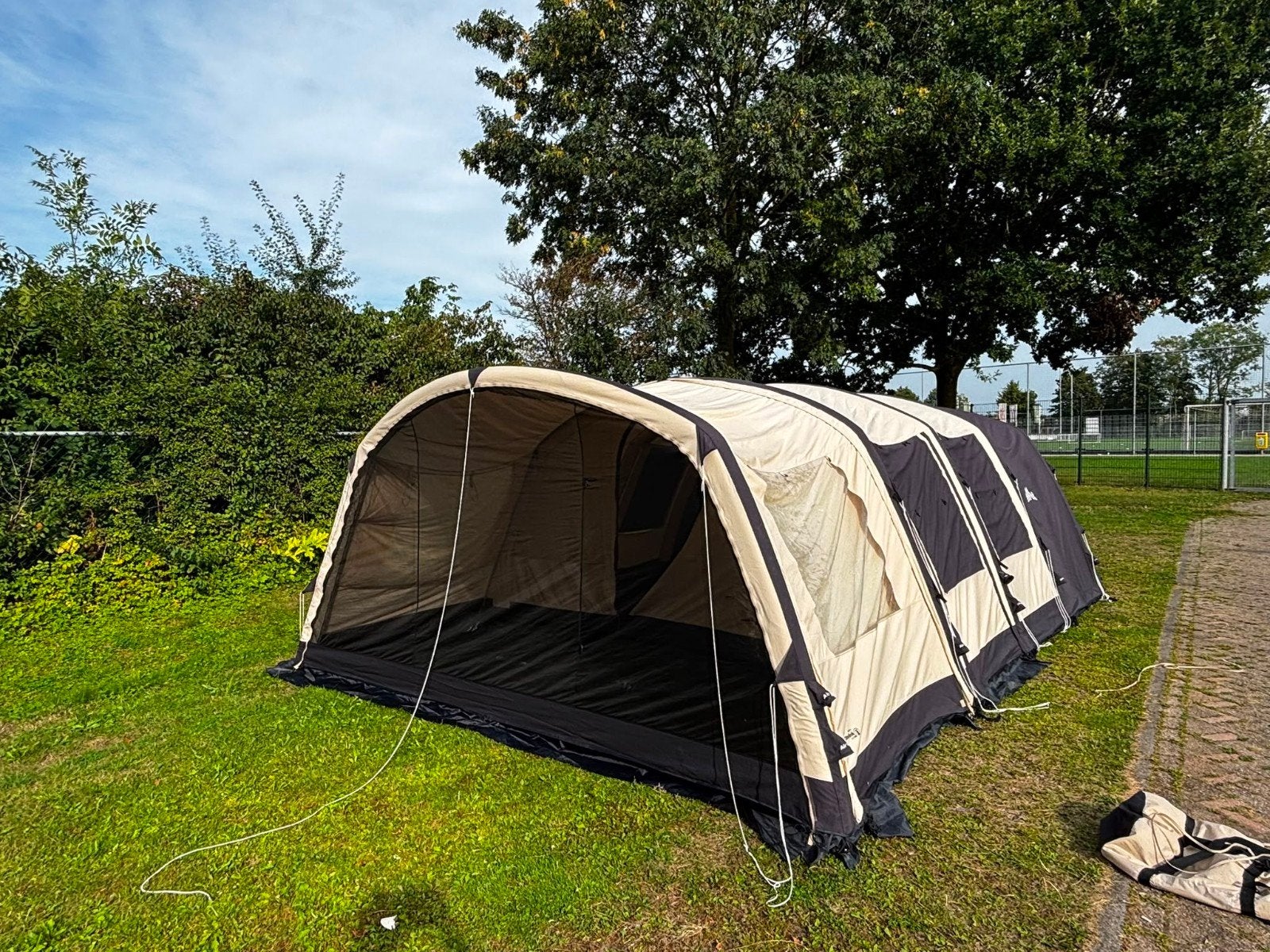 Obelink Miami TC Easy Air 6-persoons opblaasbare tunneltent, Caravans en Kamperen, Tenten, Ophalen, Zo goed als nieuw, Tot en met 6