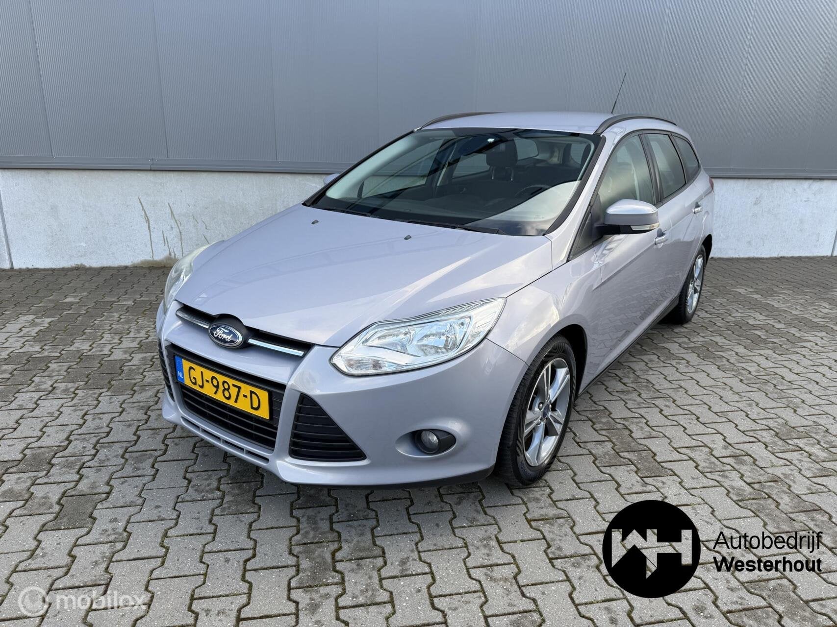 Ford Focus Wagon 1.0 EcoBoost Edition Plus|STOELVERW|BLUETOO, Auto's, Euro 5, 125 pk, Gebruikt, Handgeschakeld