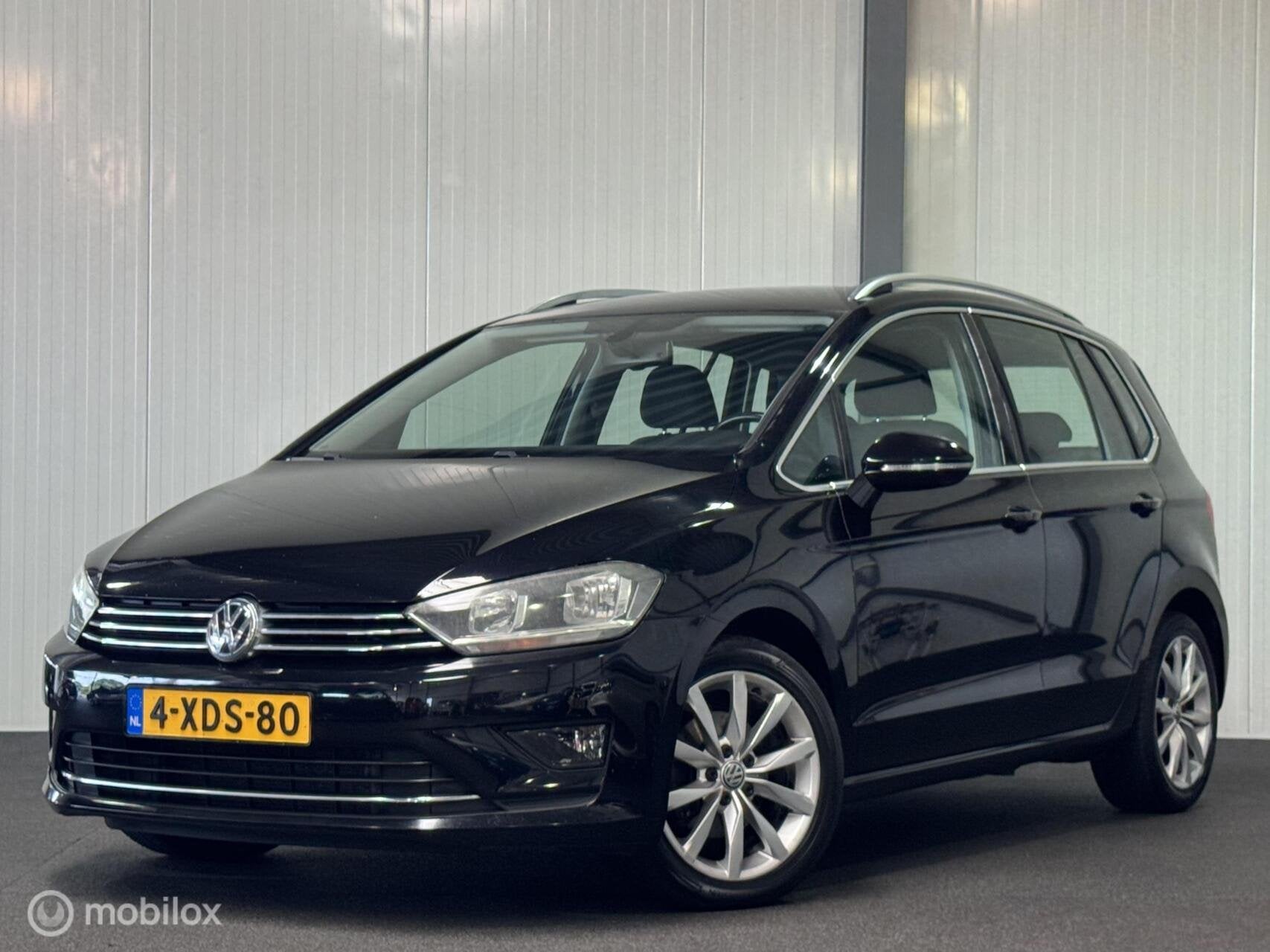 Volkswagen Golf Sportsvan 1.6 TDI Highline [ NAP trekhaak cr, Auto's, Euro 6, 4 cilinders, Start-stop-systeem, Zwart