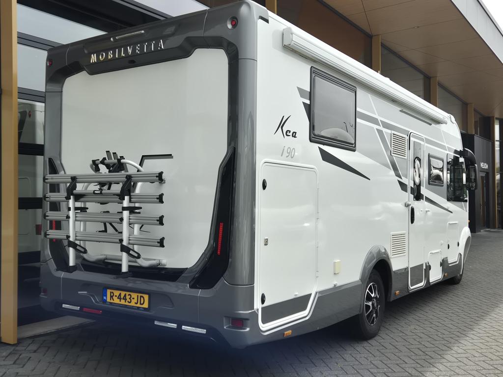 Mobilvetta Kea 90 I Queensbed 160 PK, Chemisch toilet, Bedrijf, Koelkast, Tot en met 4