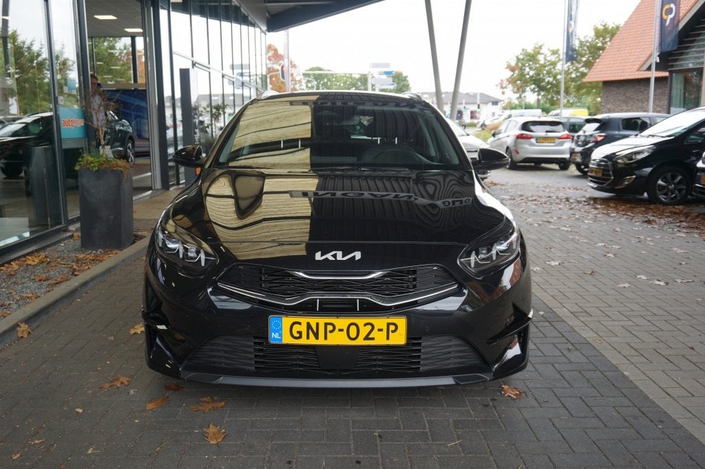 Kia Ceed Sportswagon 1.5 T-GDi DynamicPlusLine | Trekhaak |, Auto's, 12 maanden, Gebruikt, Euro 6, Zwart