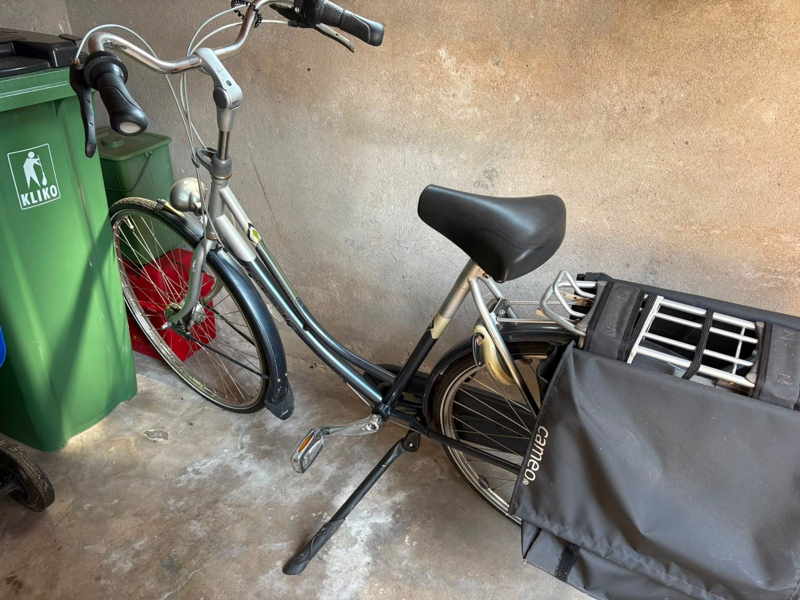 Dames fiets te koop, Fietsen en Brommers, Fietsen | Tandems, 55 cm of meer, Ophalen, Zo goed als nieuw, Minder dan 10 versnellingen