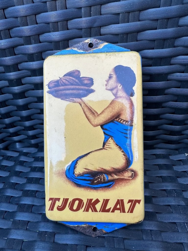 Zeer fraai emaille TJOKLAT deurpostje. Bordje jaren 30., Verzamelen, Ophalen of Verzenden, Gebruikt, Reclamebord