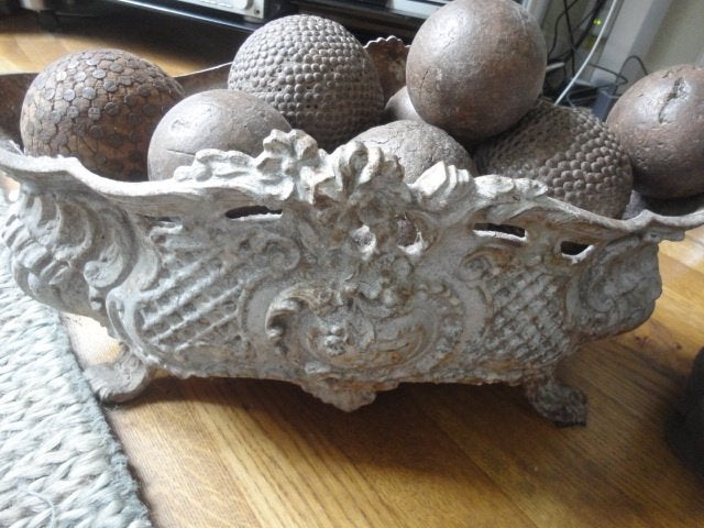1 antieke HOUTEN SPIJKERBAL, zeldzaam / omtrek ca. 34 cm, Ophalen of Verzenden