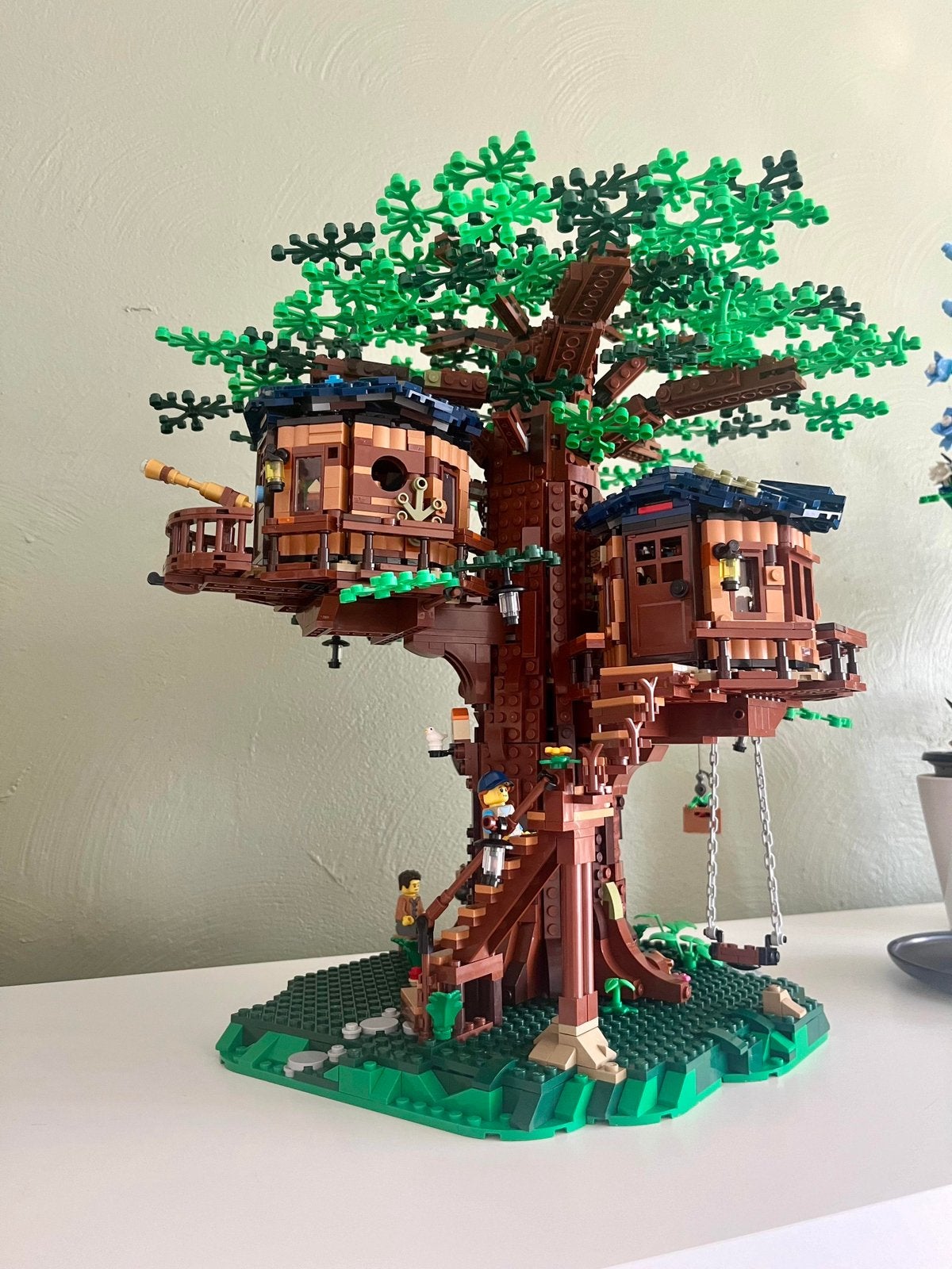 LEGO Ideas 21318 - Boomhut, Ophalen of Verzenden, Zo goed als nieuw