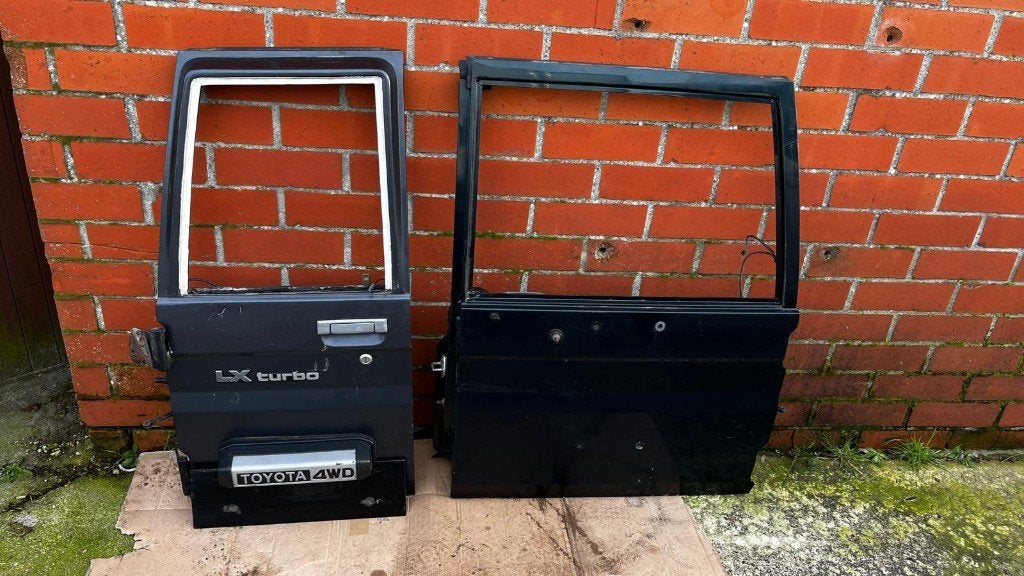 2 achterdeuren - Toyota Land Cruiser 70, Ophalen, Voor, Toyota