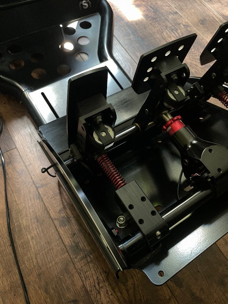 Fanatec Clubsport Pedals V3, Computers en Software, Joysticks, Ophalen, Zo goed als nieuw