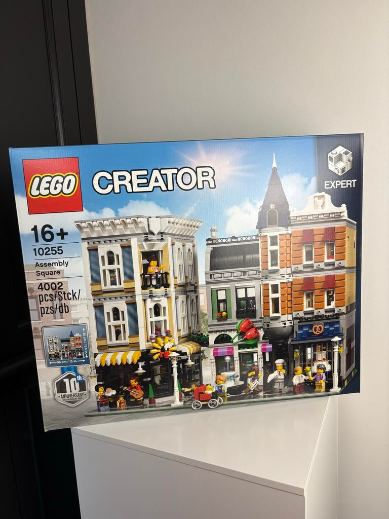 Nieuwe LEGO Creator Expert 10255 Assembly Square, Ophalen of Verzenden, Nieuw, Complete set, Lego