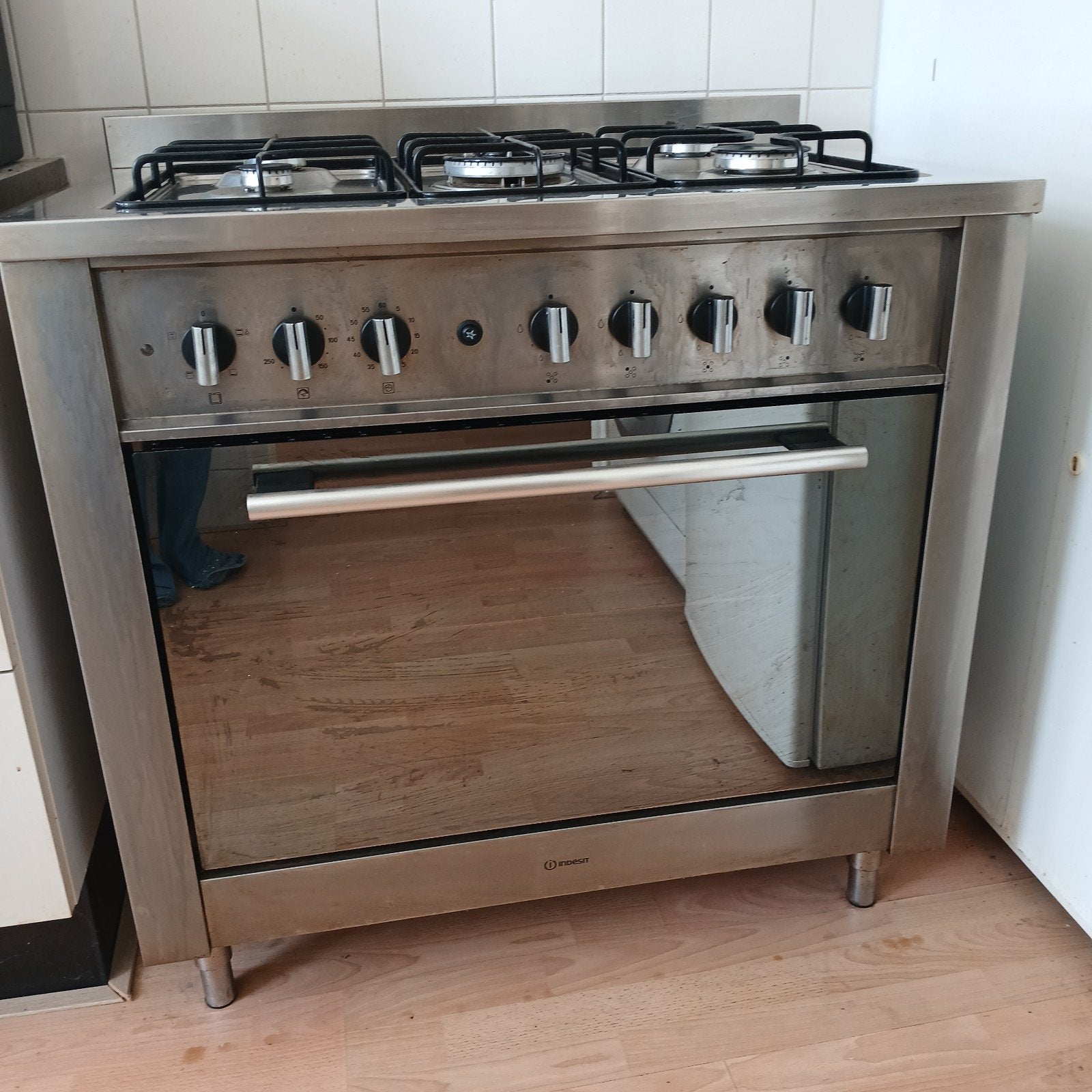 Vrijstaand 5 pit gasfornuis met elektrische oven ., Ophalen, Gebruikt, 60 cm of meer, Gas