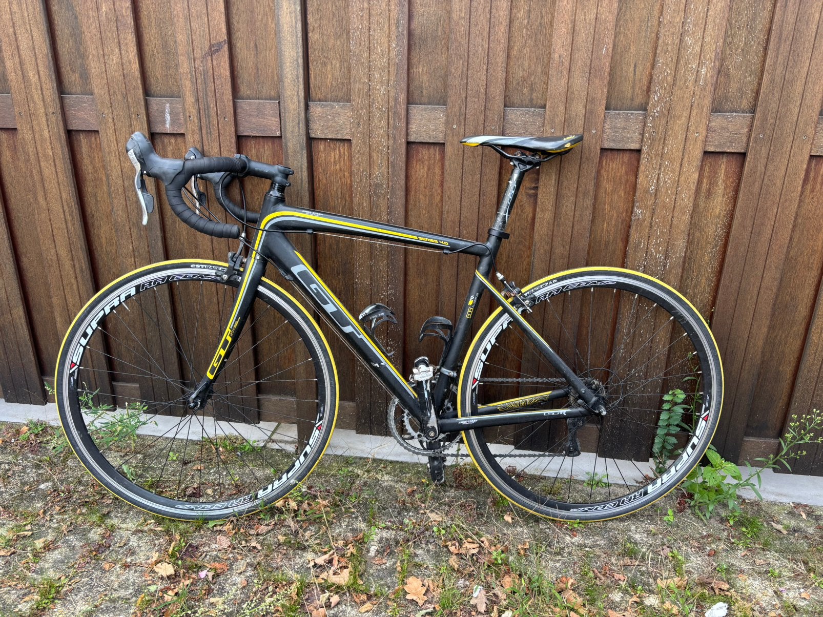 Prachtige GT Racefiets met Supra RA Comp banden, Fietsen en Brommers, Gebruikt, Aluminium, 49 tot 53 cm, Overige maten