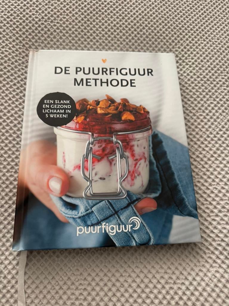 Boek puur figuur, Ophalen, Zo goed als nieuw