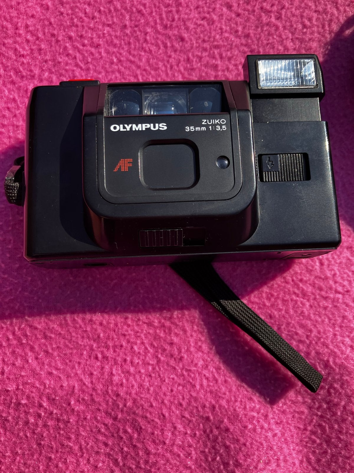 Olympus Trip AF 35mm compactcamera met Zuiko lens, Ophalen of Verzenden, Gebruikt, Compact, Olympus
