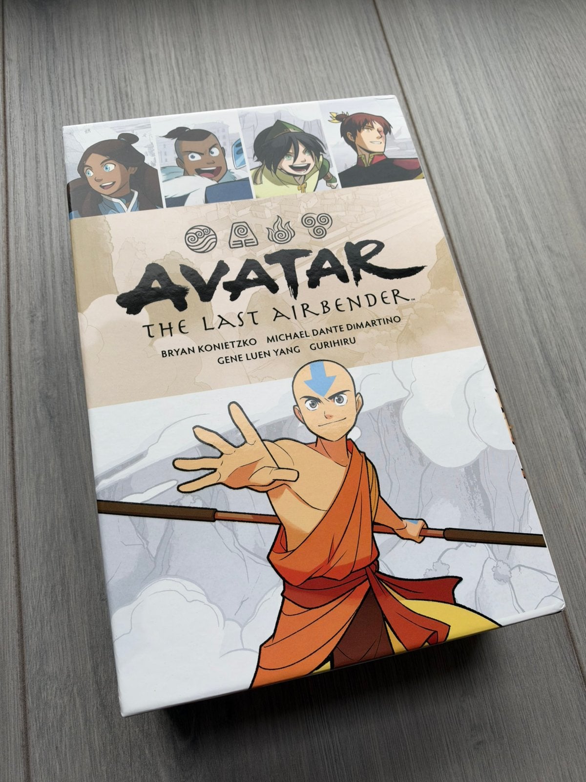 Avatar: The Last Airbender – Set met 5 boeken | Dark Horse, Complete serie of reeks, Ophalen of Verzenden, Zo goed als nieuw