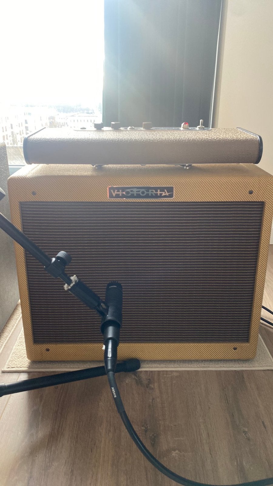 Victoria 5112 tweed amp en surfybear classic outboard spring, Ophalen of Verzenden, Zo goed als nieuw, Minder dan 50 watt