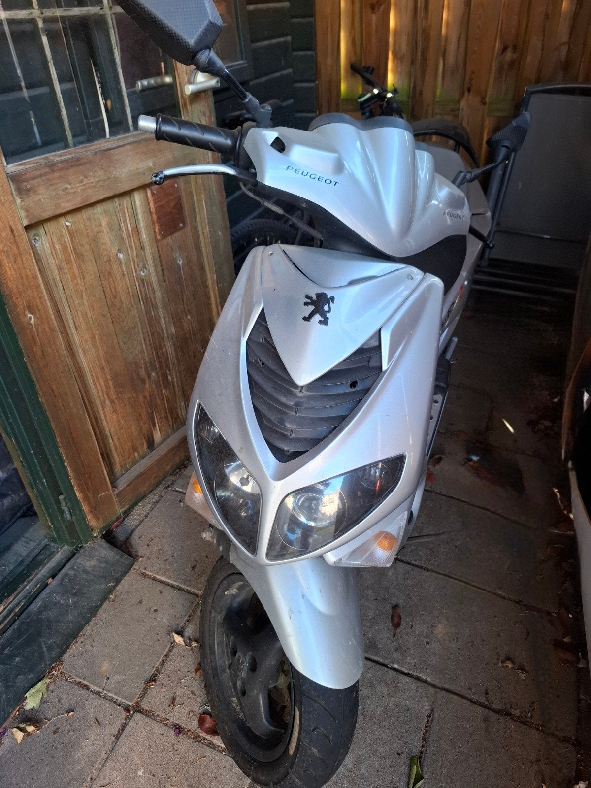 2 Scooters te koop, Fietsen en Brommers, Brommeronderdelen | Scooters, Overige merken, Overige typen, Ophalen