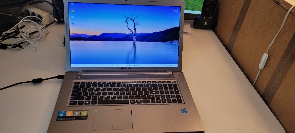 Lenovo ideapad i7, Met videokaart, 2 tot 3 Ghz, 8 GB, Intel® Core™ i7 