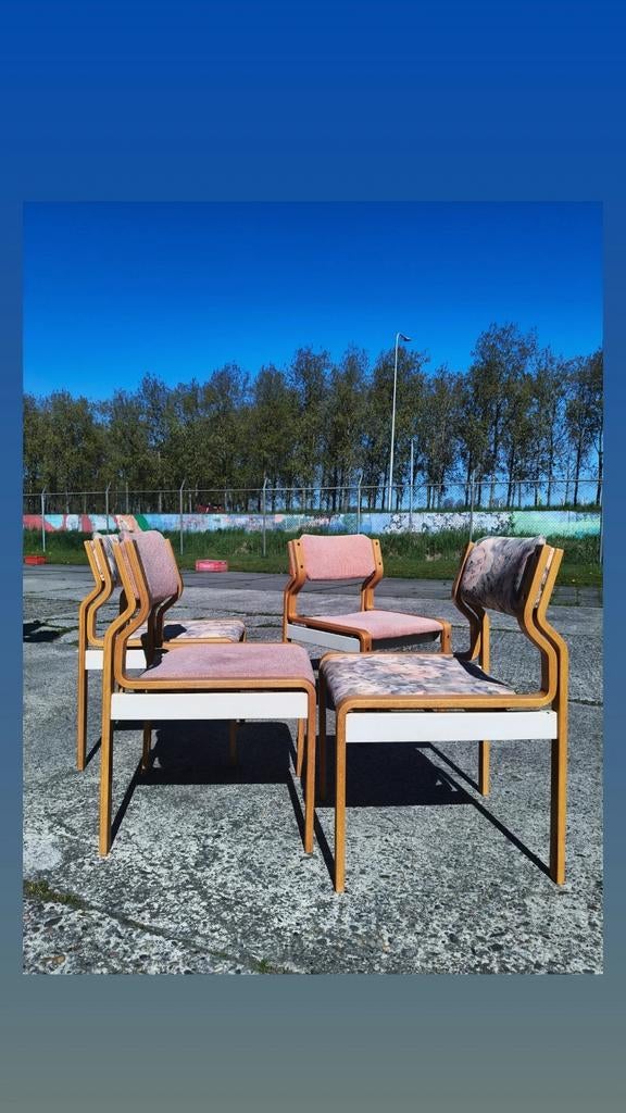 Set van 4 Pastoe stoelen/ Pierre Mennen, Gebruikt, Overige kleuren, Vier, Stof
