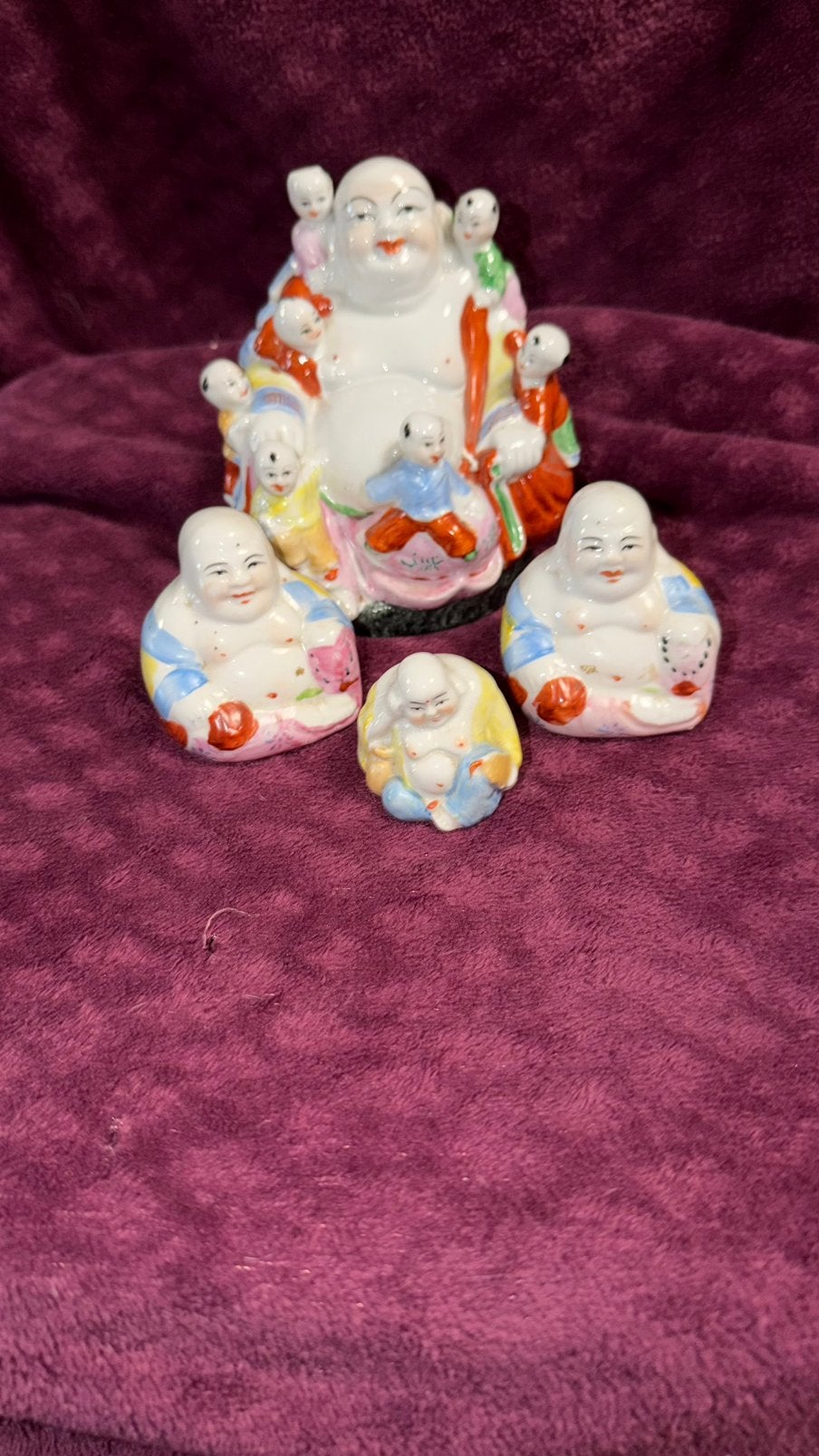 Vintage Porseleinen Lachende Boeddha met Kinderen – 4-delig, Huis en Inrichting, 12 cm, Ophalen of Verzenden, Zo goed als nieuw