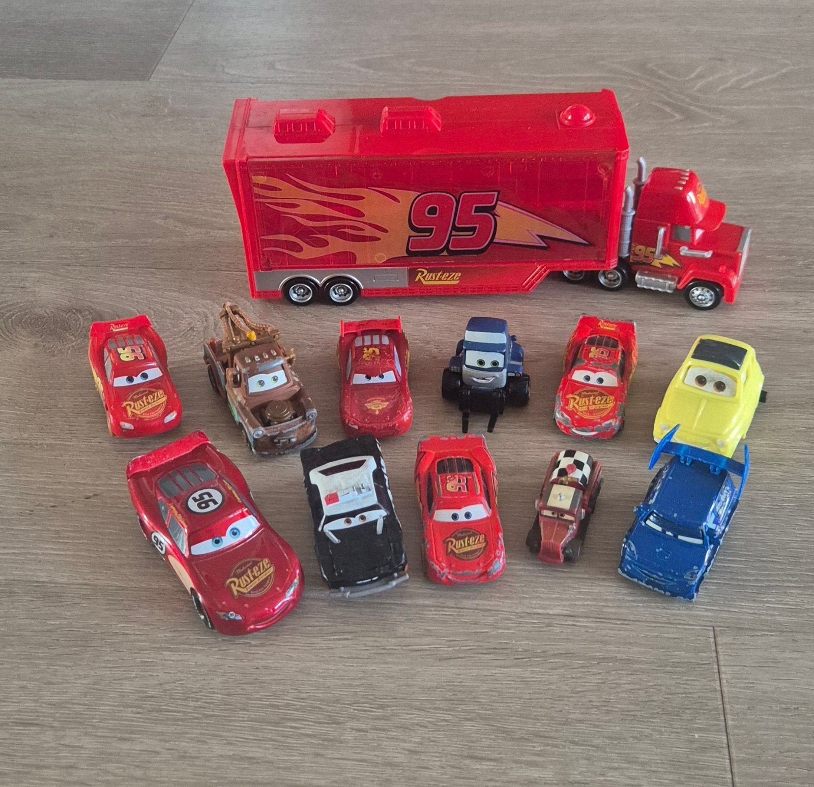 Cars disney autootjes, Ophalen of Verzenden, Gebruikt