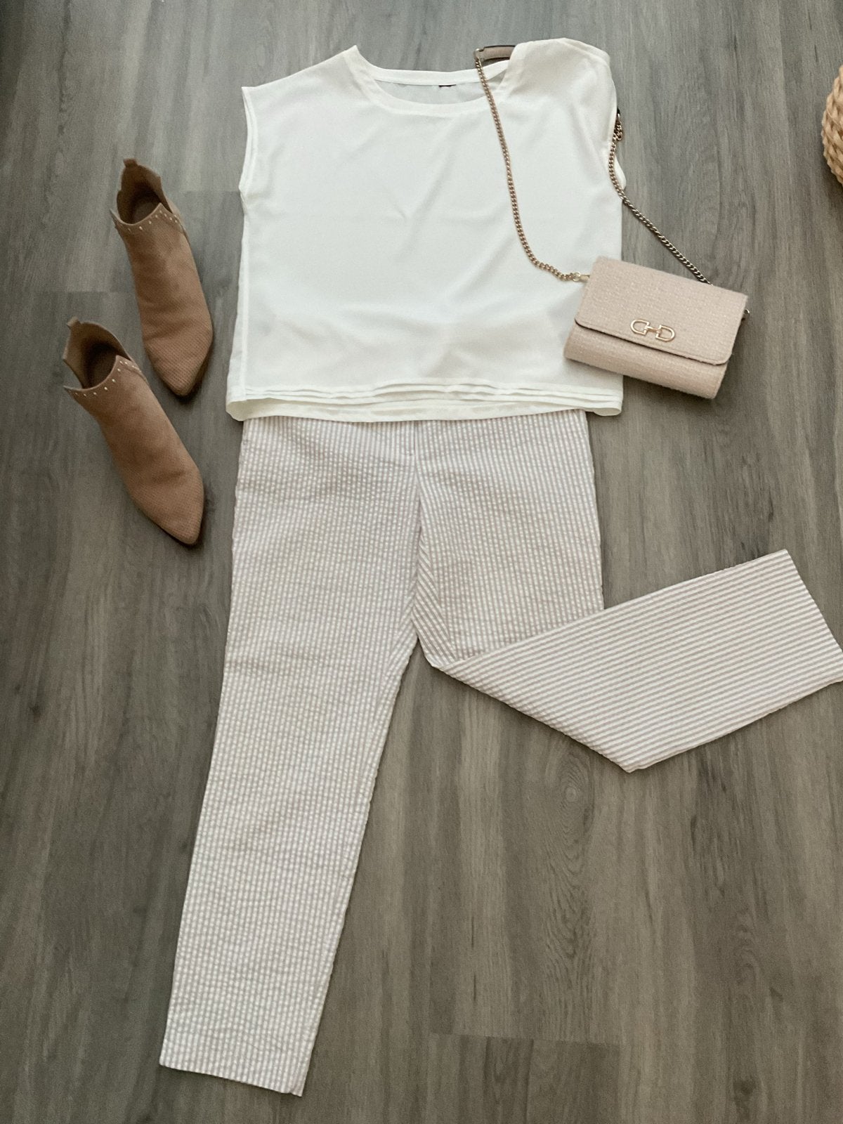 Beige Eksept Shoeby top maat L met leuke onderkant, Verzenden, Beige, Maat 42/44 (L), Zo goed als nieuw
