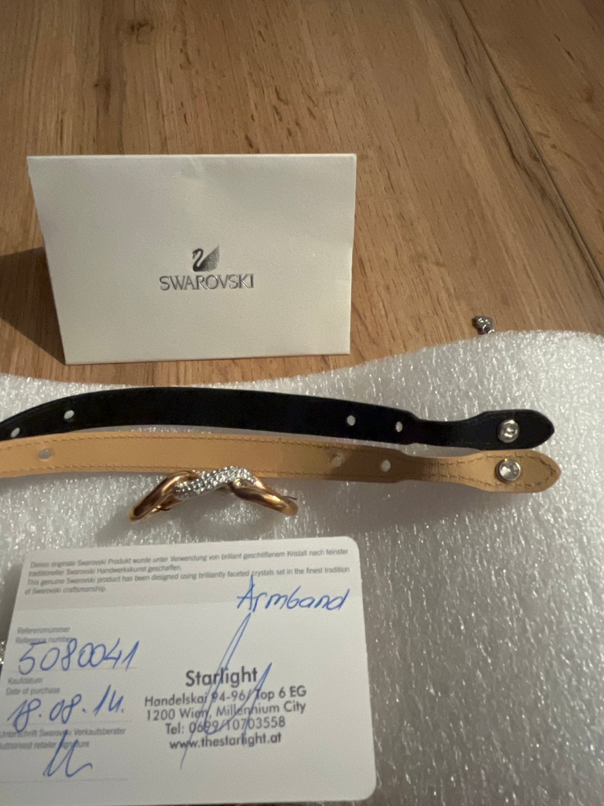 Zeldzame Swarovski armband met verwisselbare leren bandjes, Met kristal, Nieuw, Leer, Ophalen of Verzenden