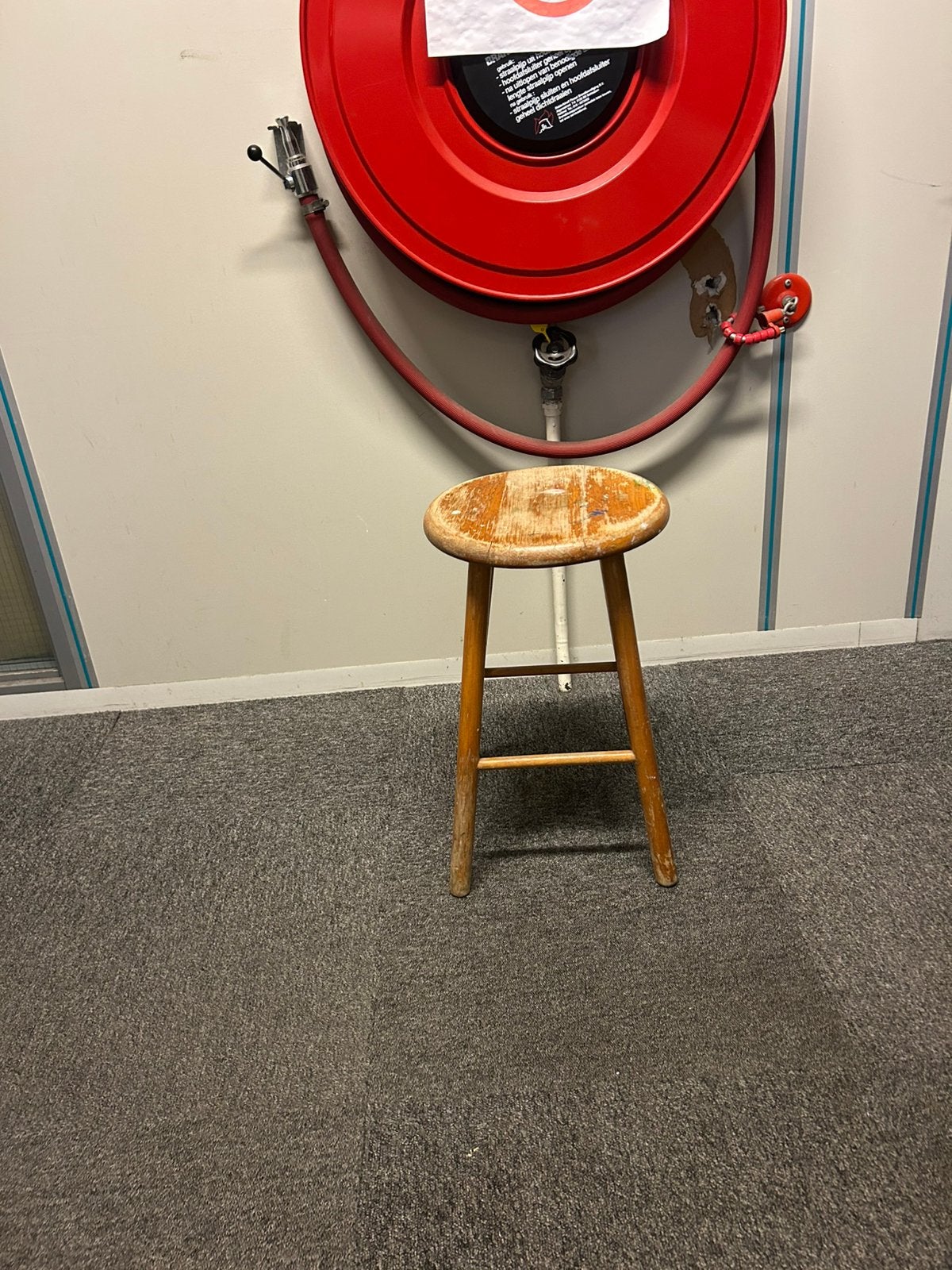 Oud houten krukje, Ophalen, Gebruikt, Hout