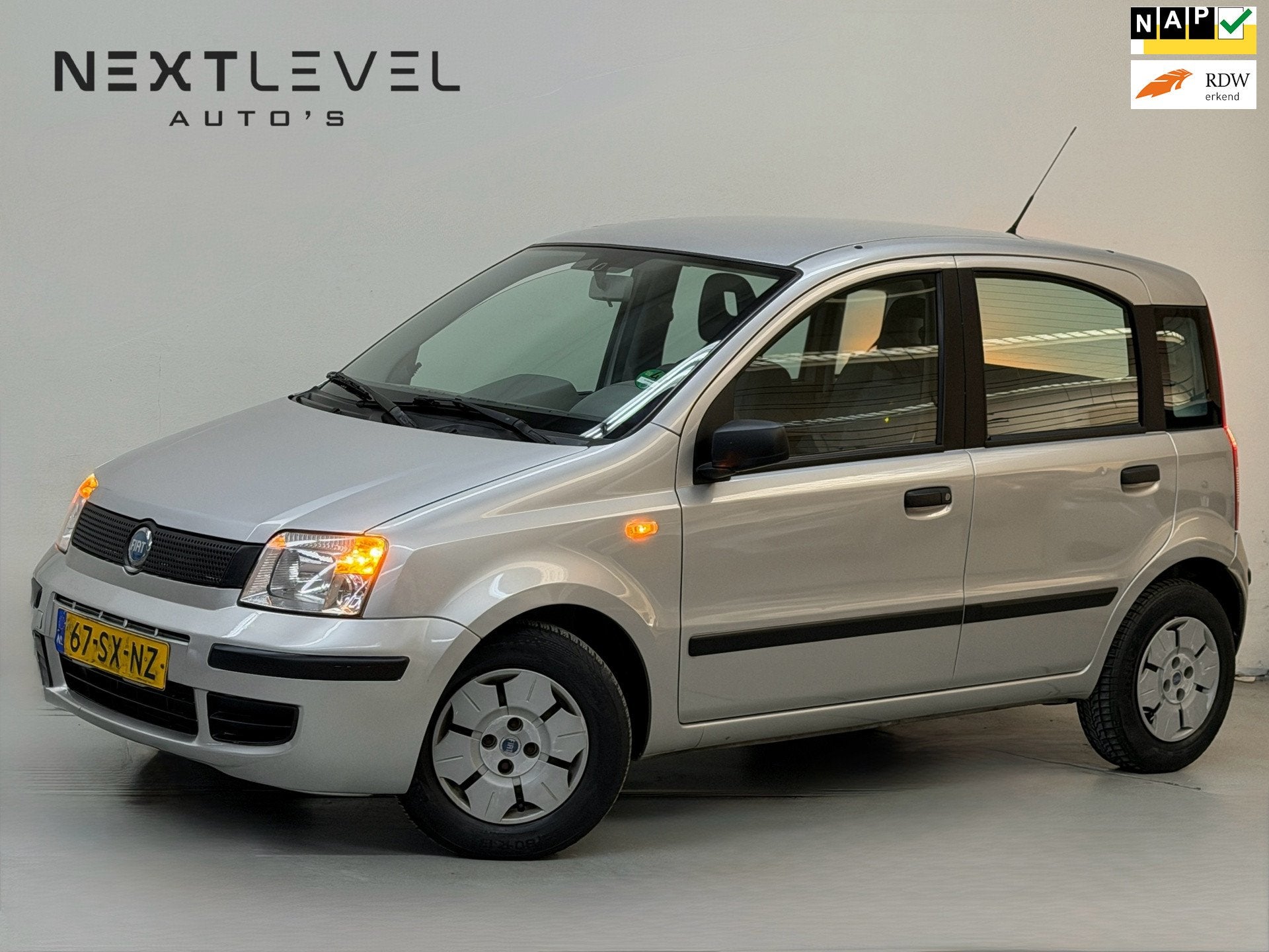 Fiat Panda 1.1 Active Cool D.riem Vv Top Conditie CarPlay, Voorwielaandrijving, 4 stoelen, Origineel Nederlands, Bedrijf