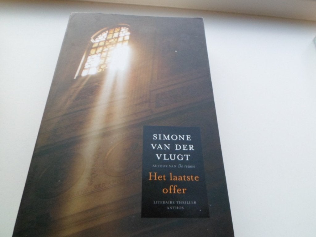 4 x Simone van der Vlugt thrillers, 1 euro per stuk, Boeken, Ophalen of Verzenden, Zo goed als nieuw, Simone van der Vlugt