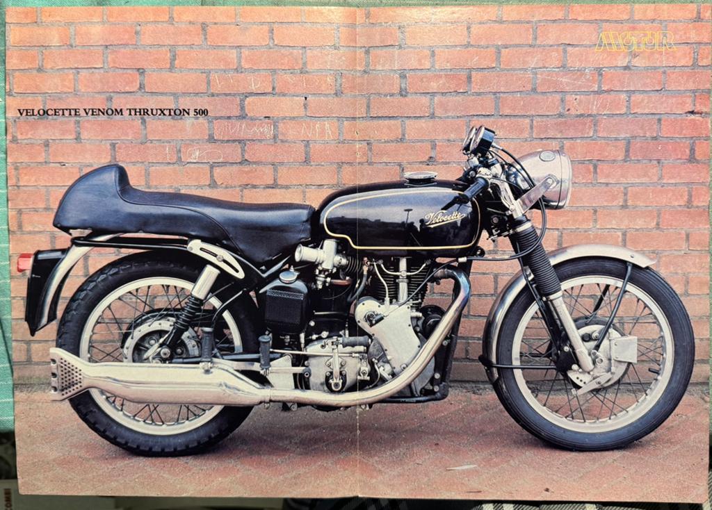 Poster Velocette Venom Thruxton 500, Verzenden, Zo goed als nieuw, Motoren