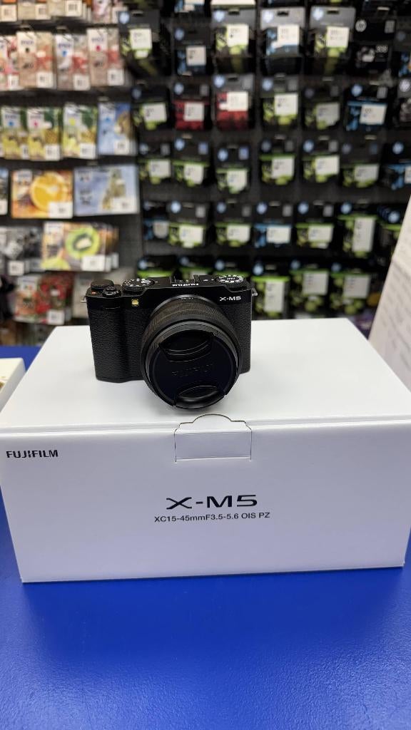 fujifilm X-M5 + XC 15-45mm zwart, Ophalen, Compact, Zo goed als nieuw, Fuji
