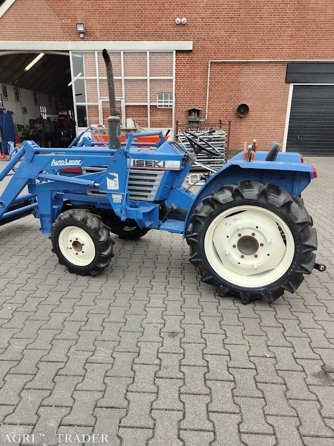 Iseki TU1900  voorlader stuurbekrachtiging, Iseki, Info@fuhlertrading.com, Weerdingerkanaal NZ 126