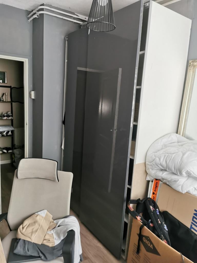Deze kledingkast is van de IKEA PAX-serie. Afmetingen:150, 100 tot 150 cm, 200 cm of meer, Ophalen of Verzenden, Zo goed als nieuw