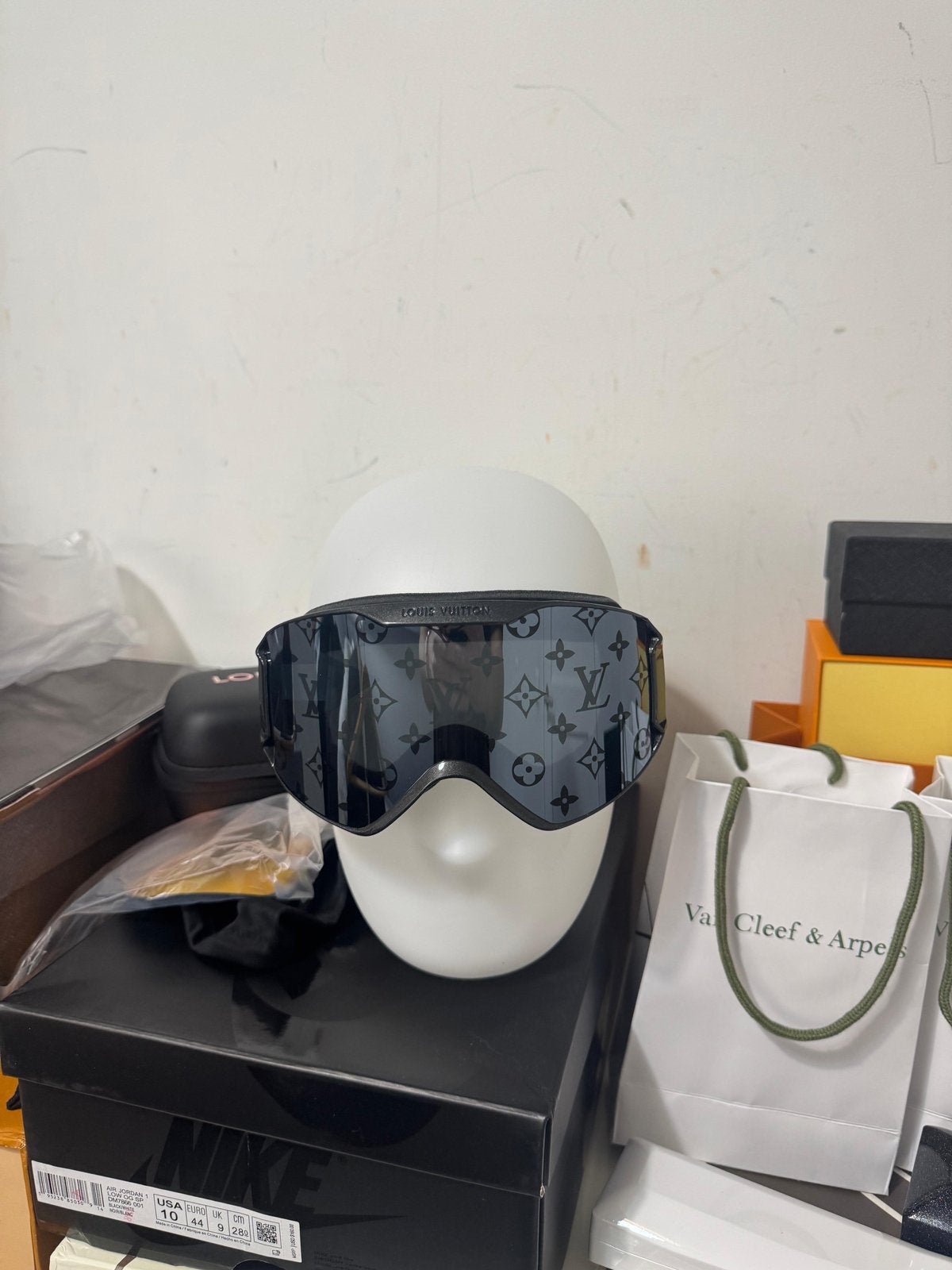 Louis Vuitton LV Monogram Snow Mask zwart, Ophalen of Verzenden, Nieuw