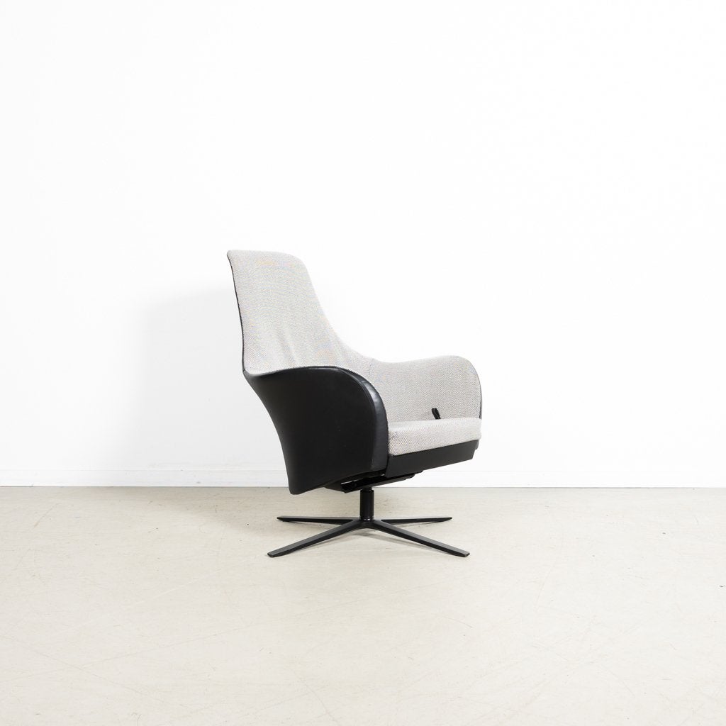 Montis Marvin Fauteuil Lichtgrijs/Zwart Stof/Leer, Niet ingevuld, Zo goed als nieuw, Niet ingevuld, Niet ingevuld