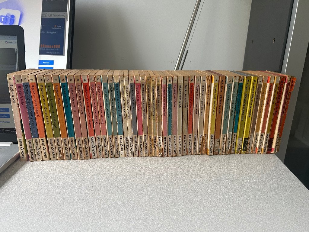 46 Biggles pockets - Oudste uit 1959, Ophalen, Gelezen, Kind en Jeugd
