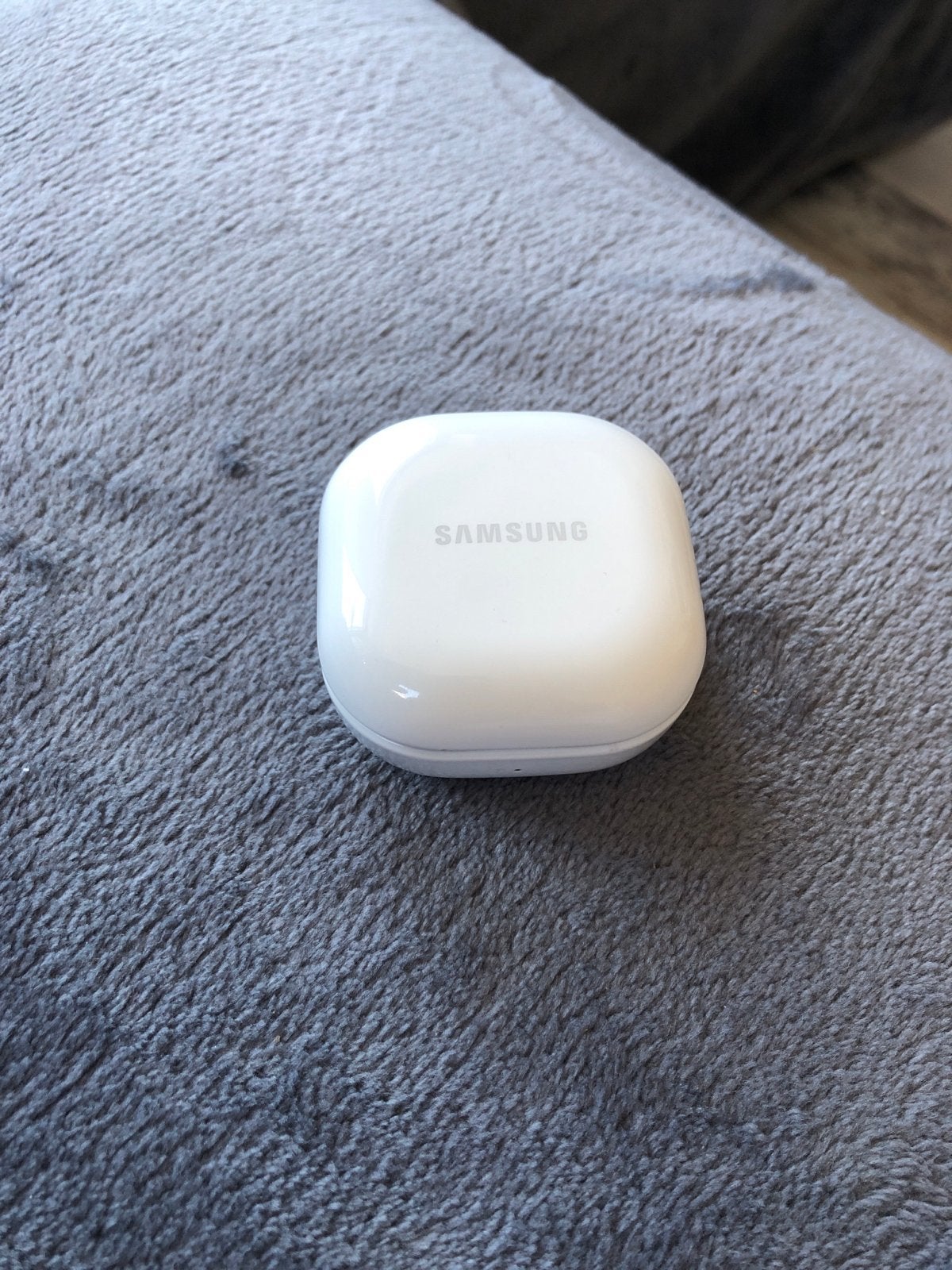 Witte Oplaadcase Samsung Galaxy Buds FE SM-R400, Ophalen, Zo goed als nieuw, Overige typen, Samsung