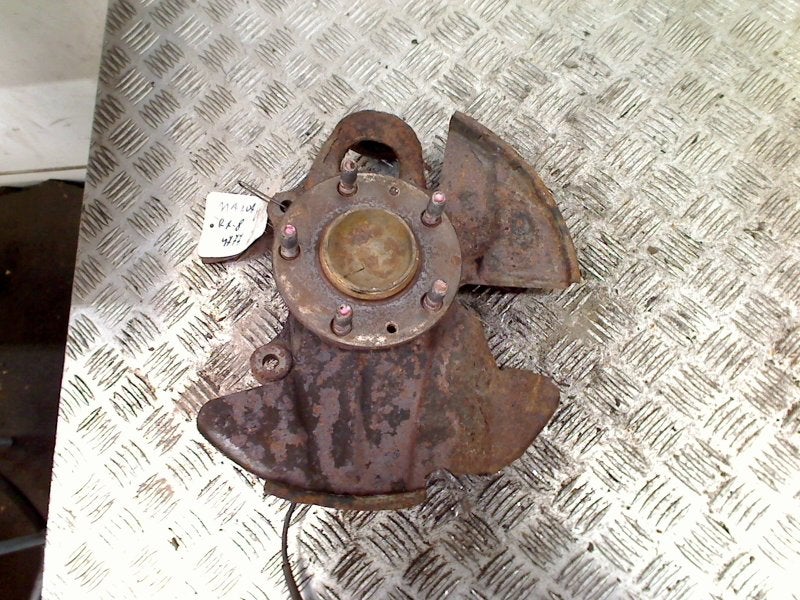 Fusee Links Voor Mazda RX-8 (SE17) (2003-10/2008-04), Gebruikt, Hitdorfer Straße 73, Leverkusen 51371, , Duitsland, Mazda, Info@mazda.de