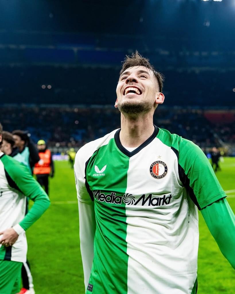 3 x vak W Feyenoord - AZ, Seizoenskaart, Eén persoon