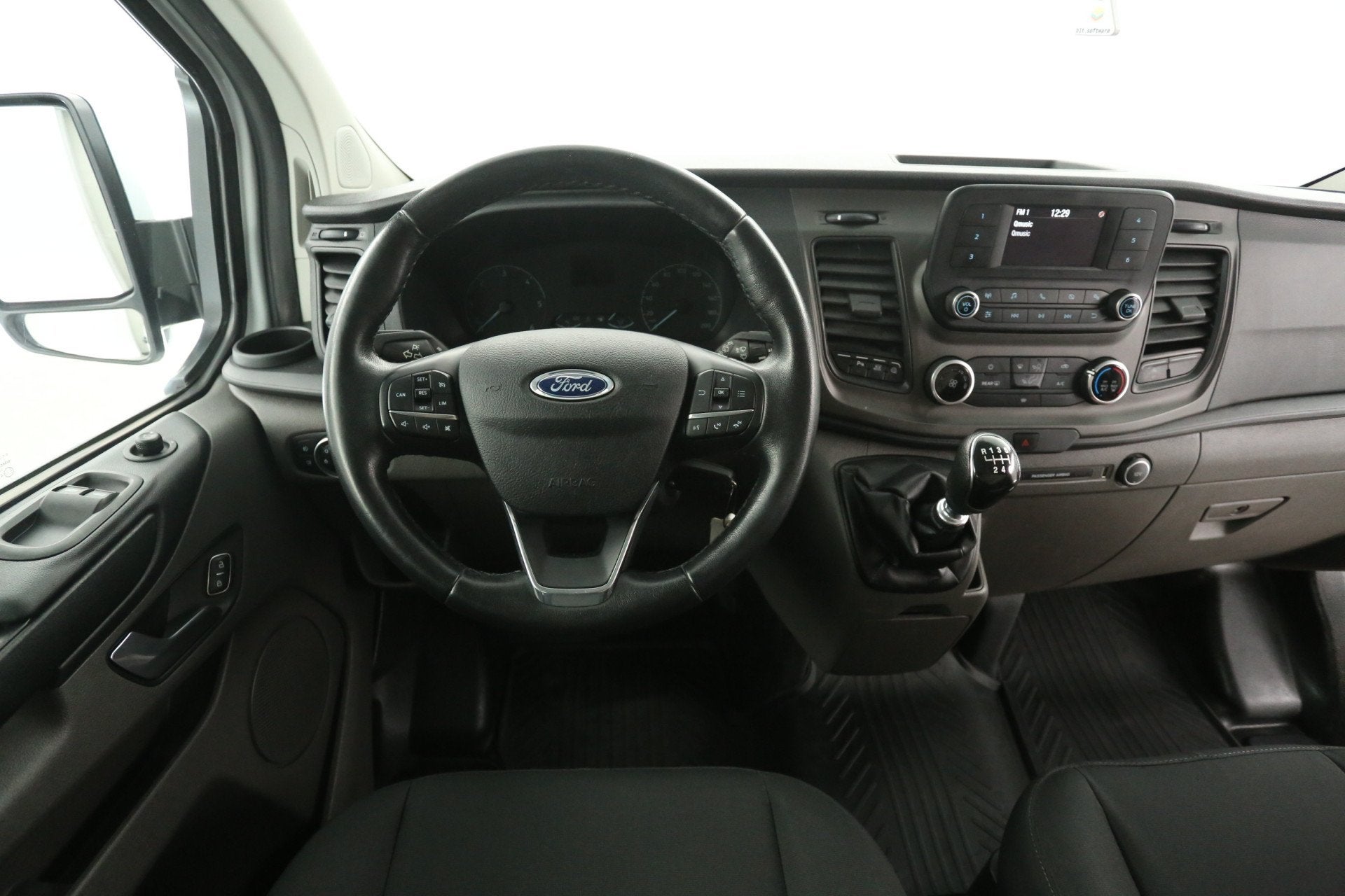 Ford Transit Custom 2.0 TDCI L1H1 | 9 Persoons | Airco | Cru, Voorwielaandrijving, Stof, Gebruikt, Euro 6