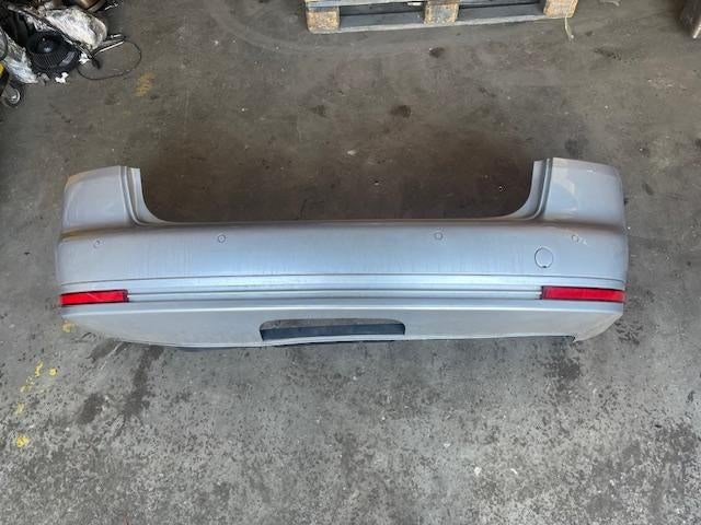 Bumper Achter R-line Volkswagen Touran (1T1/T2) 1T0807421, Auto-onderdelen, Gebruikt, Volkswagen, Volkswagen AG, Kundenbetreuung@volkswagen.de