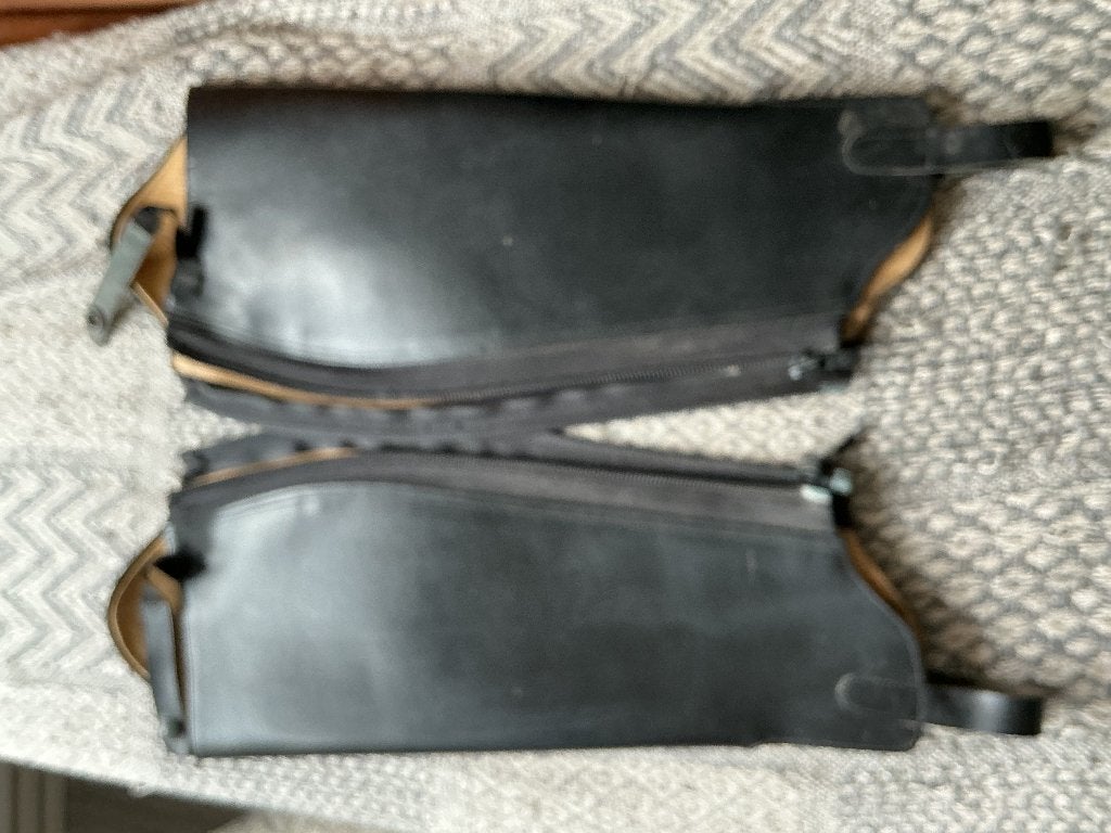 Chaps derby, Dressuur, Overige merken, Ophalen of Verzenden, Zo goed als nieuw