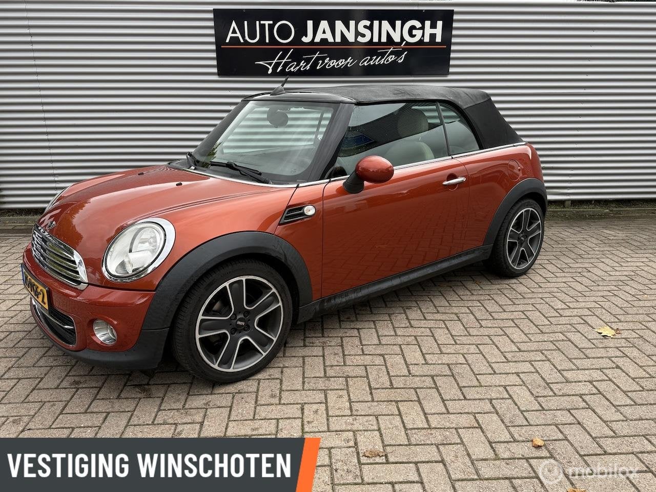 MINI Cabrio 1.6 Cooper Chili Automaat | Stoelverwarming | Le, Auto's, Mini, Euro 5, 15 km/l, Gebruikt, Cabriolet