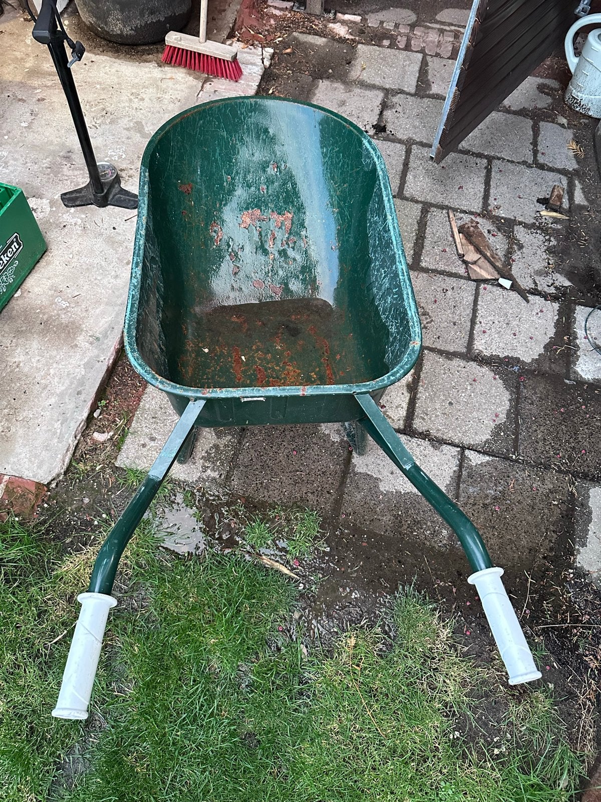 Stevige kruiwagen, Tuin en Terras, Kruiwagens, Ophalen of Verzenden, Gebruikt, Handmatig, Tweewielig