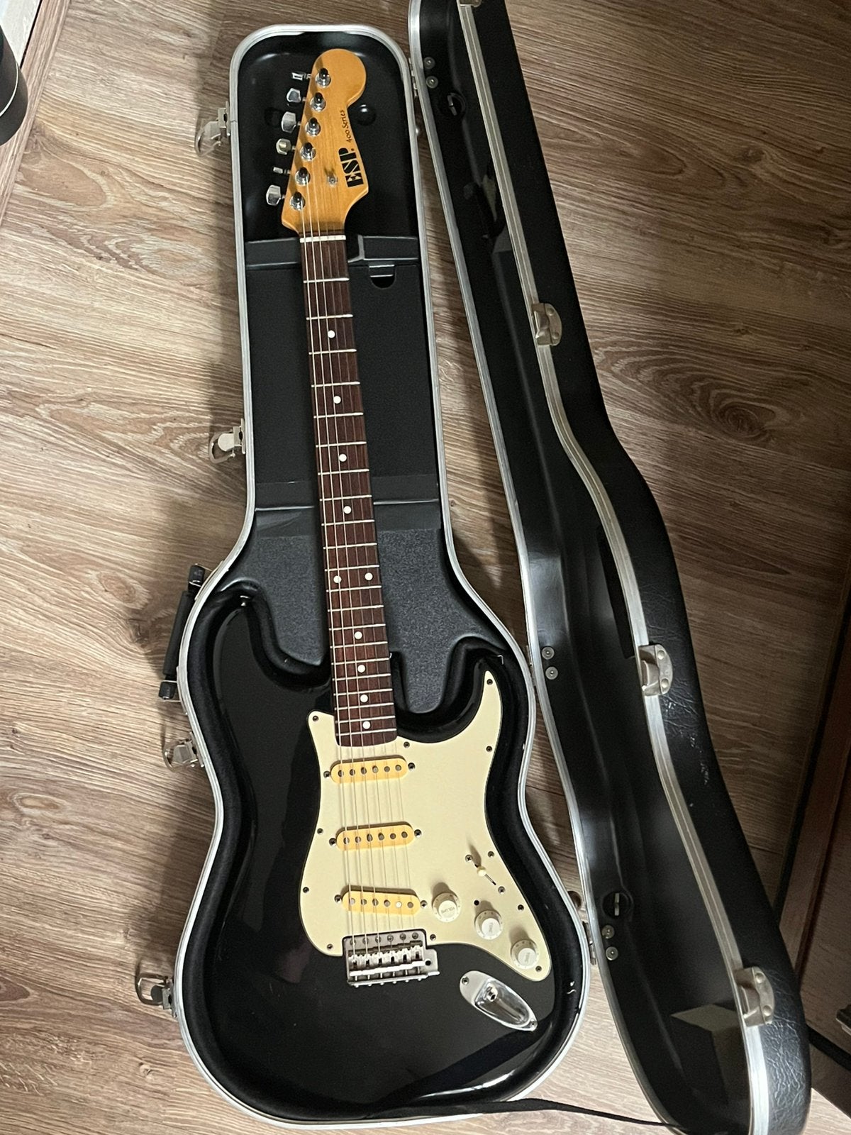 ESP 400 series stratocaster, Muziek en Instrumenten, Ophalen, Gebruikt, Solid body, Overige merken