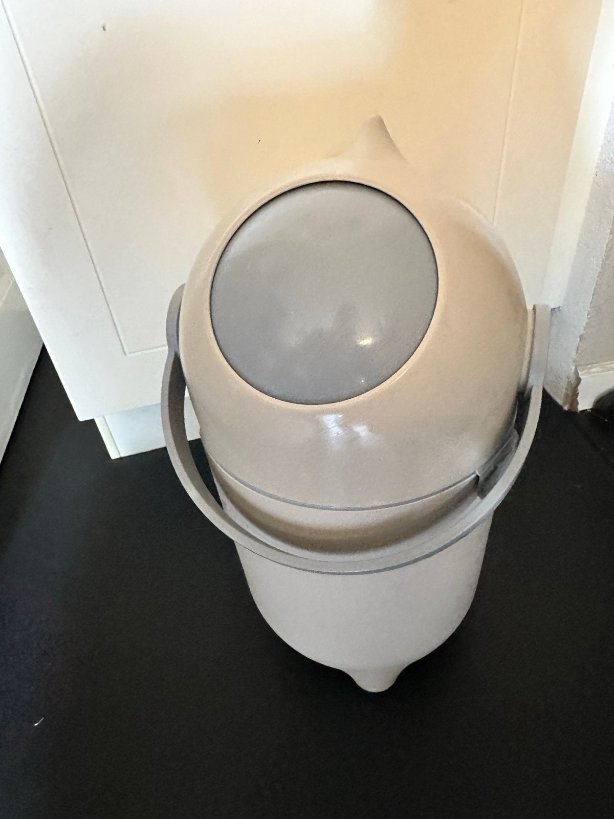 Prullenbak met handvat - Zo goed als nieuw, 50 – 75, Kunststof, Ophalen of Verzenden, Zo goed als nieuw